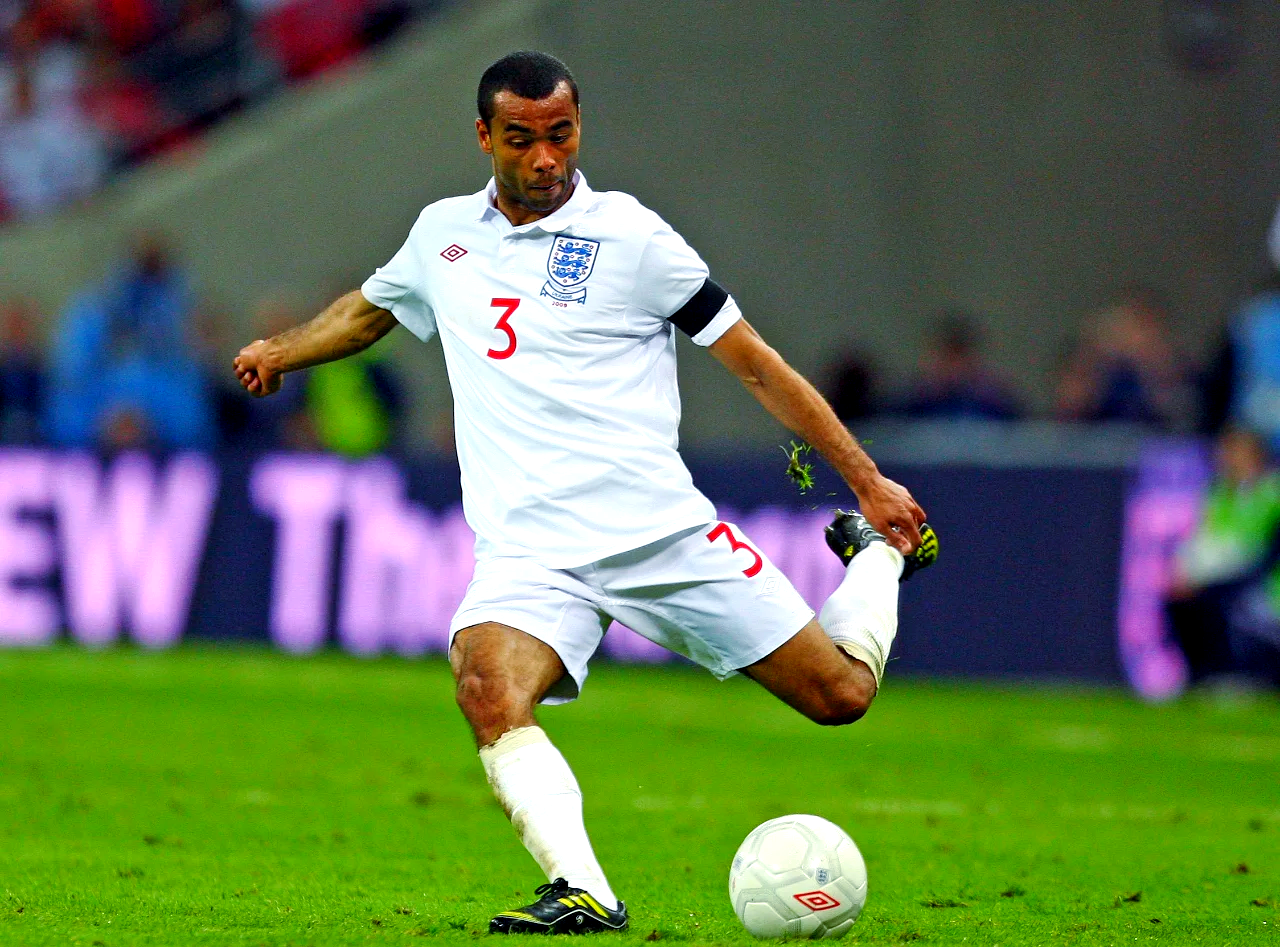 劲敌争锋！亚洲足球巨星叱咤风云